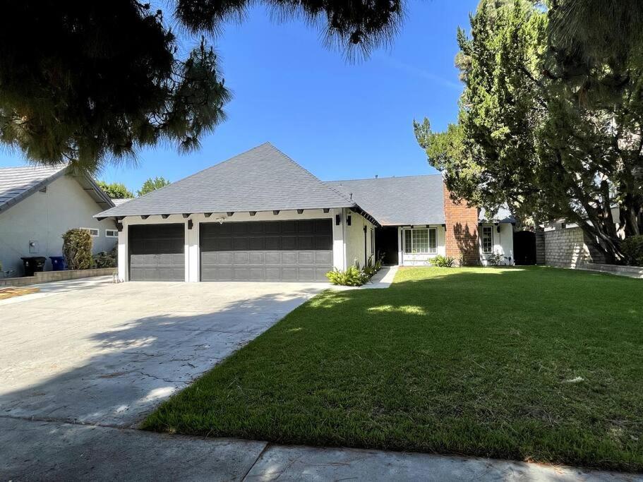 Bright, Stylish 4bd Modern House With Private Pool Сasa de vacaciones *